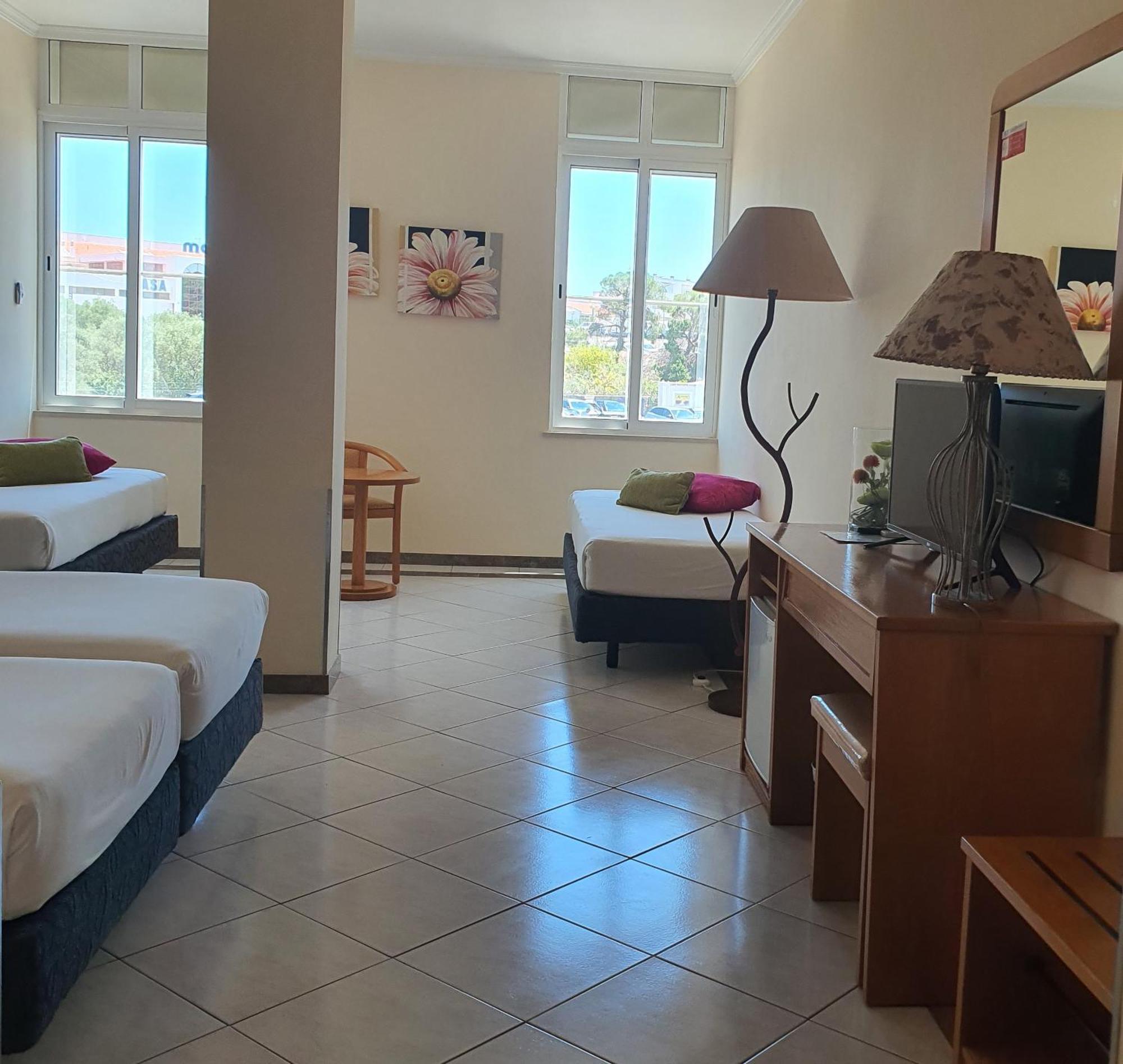 Hospedaria Frangaria Faro Bagian luar foto